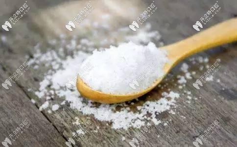 夜里牙疼教你一分钟快速止疼这个方法不要钱的哦