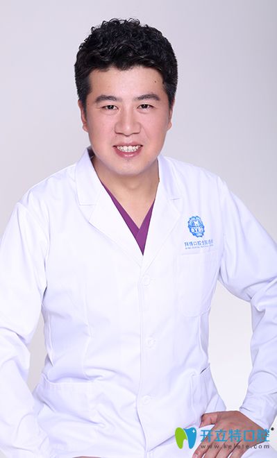 大连拜博口腔杏林街门诊院长黄舰