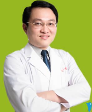 成都爱雅美齿口腔戴年丰医生 成都爱雅美齿口腔戴年丰医生