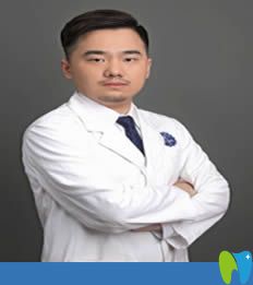 新乡拜博口腔门诊部医师李川 