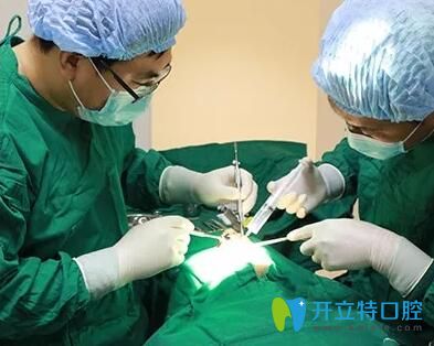 深圳诺德齿科鲍立峰给我做种植牙过程
