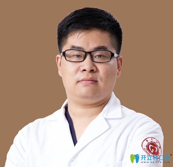 广州广大口腔讲课医生肖盼盼的图片的 广州广大口腔讲课医生肖盼盼的图片的