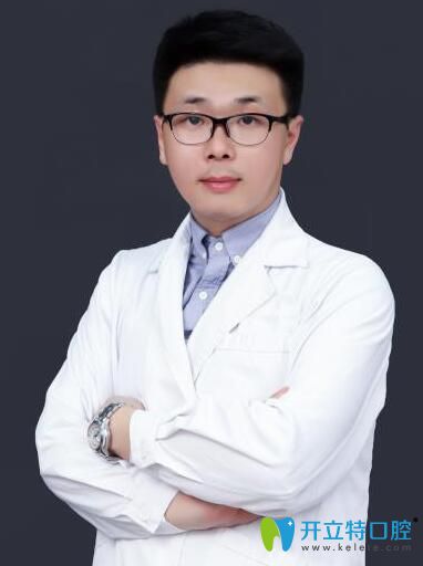 靖江艾齿嘉口腔陈涛医生