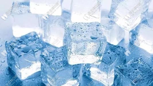 冰块可以短暂缓解痛楚 冰块可以短暂缓解痛楚