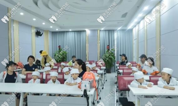 海口微笑口腔医院小小牙医活动现场 海口微笑口腔医院小小牙医活动现场
