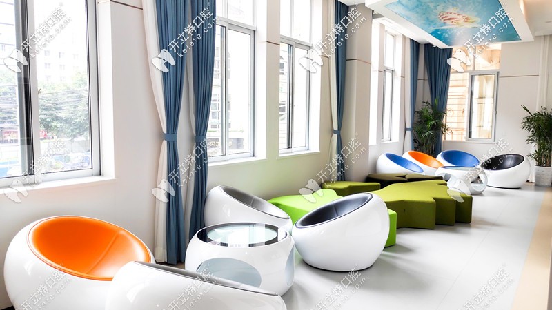 头次来就爱上了他家的休息区