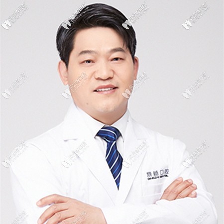 <!--<i data=20240703-sp></i>-->鼎植永博口腔的谢正新医生