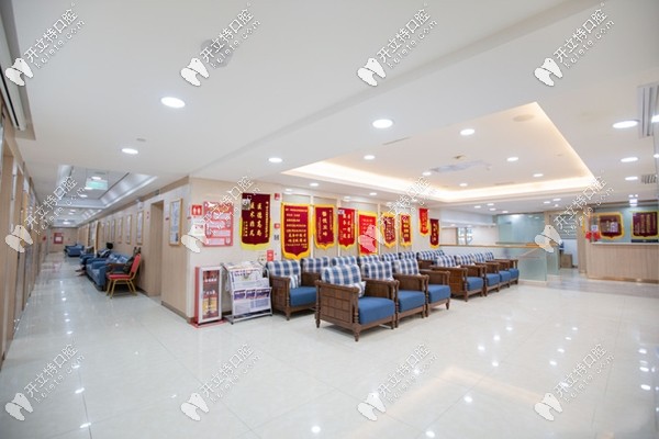 顾客向广州好大夫口腔送的部分锦旗 顾客向广州好大夫口腔送的部分锦旗