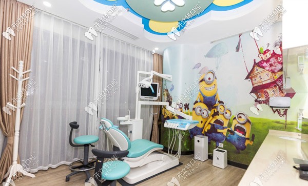 专治儿牙的诊疗室