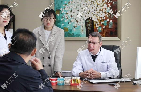 太原众牙口腔聘有外籍医生定期坐诊 太原众牙口腔聘有外籍医生定期坐诊